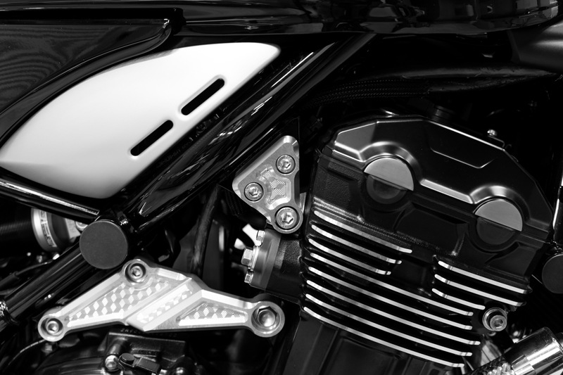 ޥåȥ֥åӥåȡϥ˥२󥸥إåɥޥȥåȡZ900RS/CAFE