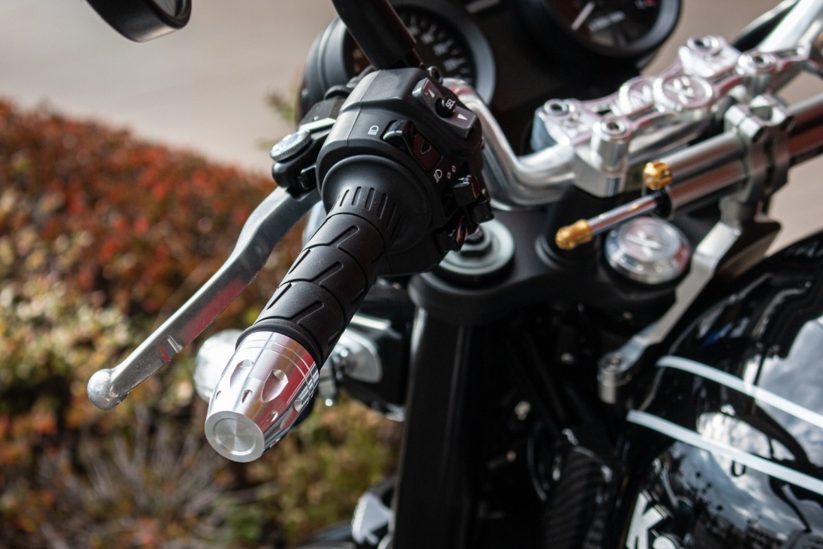 �����ϥ�ɥ����� ���֥�ۡ���С������ ������� Z900RS