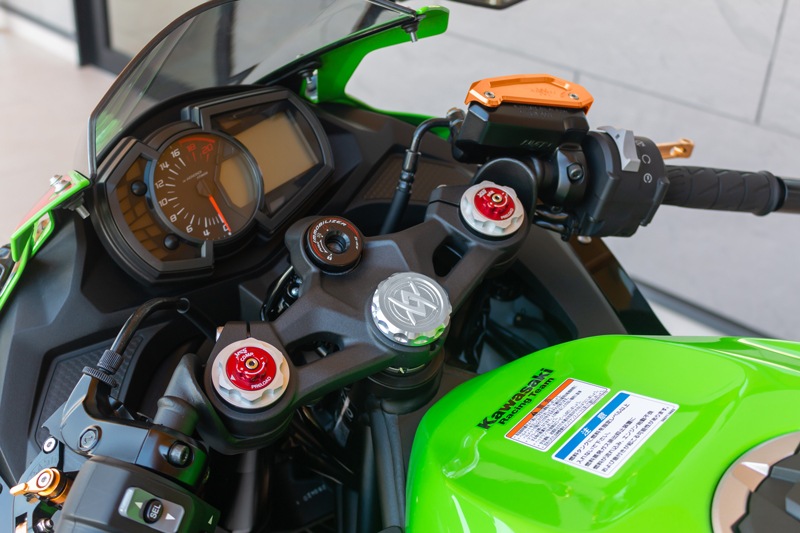 ���ƥ�ȥåץ���å� ZX-25R �������