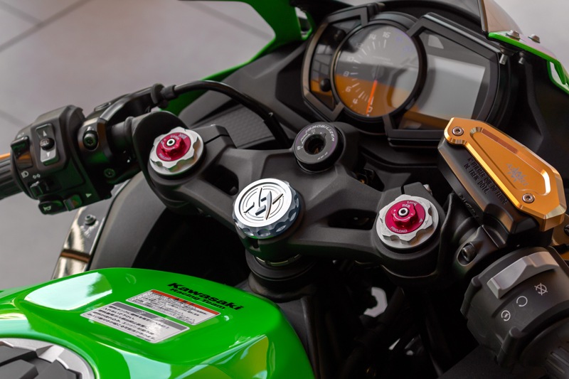 ���ƥ�ȥåץ���å� ZX-25R �������