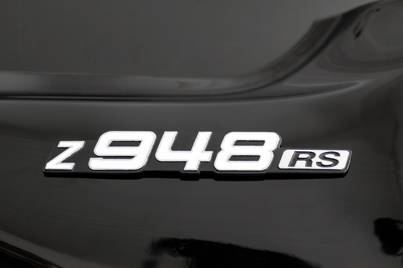 �᥿��å��ǥ����֥��֥�å������֥롦�Х֥롦����ơ�����D.B.I��Z900RS/CAFE