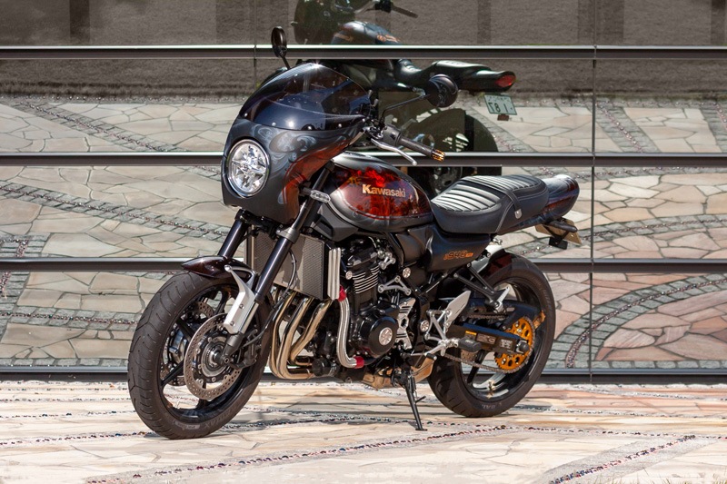 �ӥ�åȡ��ϥ˥��� ���ץ����åȥ��С� �ޥåȥ������֥�å�Z900RS/CAFE