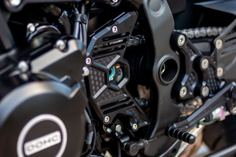 �ӥ�åȡ��ϥ˥��� ���ץ����åȥ��С� �ޥåȥ������֥�å�Z900RS/CAFE