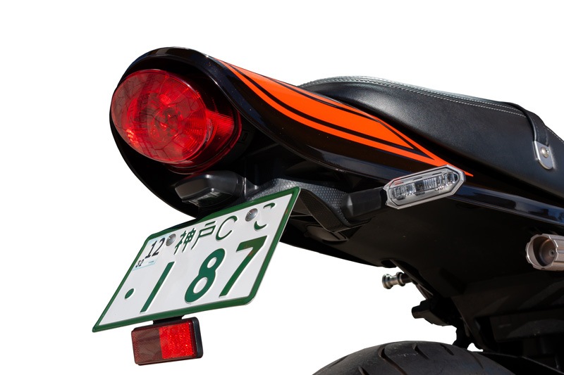 ��ư��ۥ��饤�ȥꥢ�ե������ Z900RS ���󥰥ơ��륫������