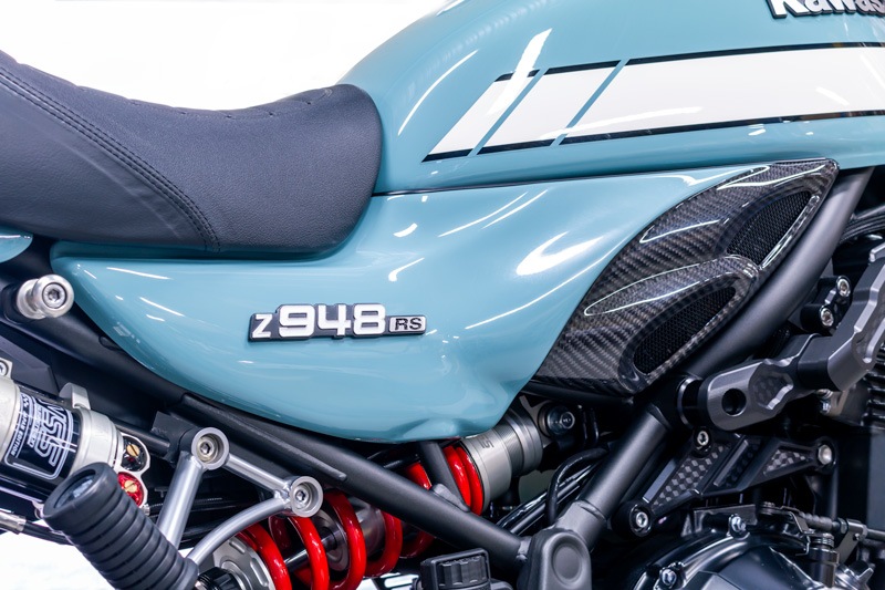 �ե���ȥ�֥롼�����֥롦�Х֥롦����ơ�����D.B.I��Z900RS/CAFE