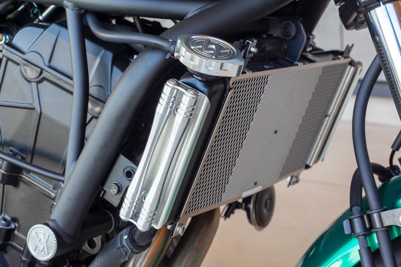 Z650RS���֥�å����饸�����������ɥ��åɥ��å�