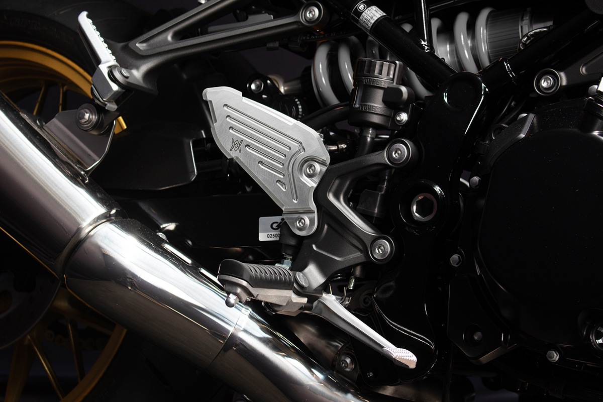 �ӥ�åȥҡ��륬���ɡ�����С���Z900RS / CAFE / SE '18-'26