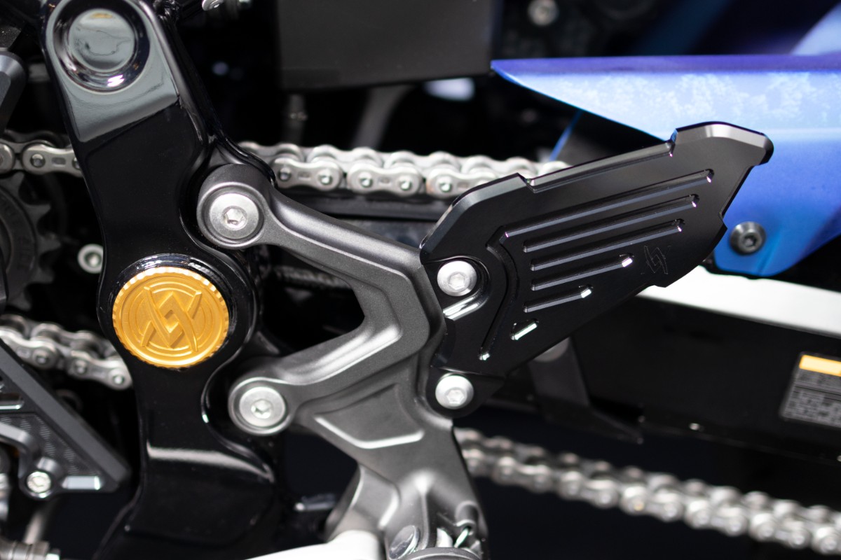 �ӥ�åȥҡ��륬���ɡ��֥�å���Z900RS / CAFE / SE '18-'26