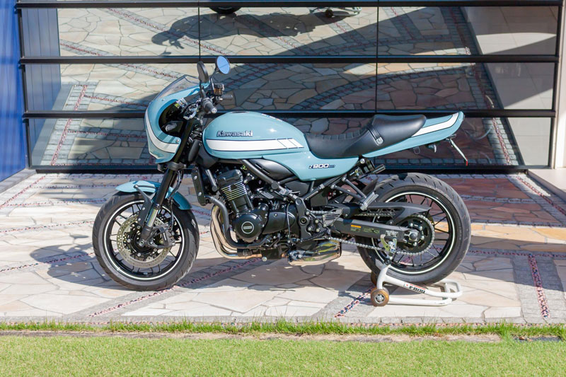 ���ƥ�쥹�ϥ�ɥ�С� SUPER BIKE Z900RSCAFE