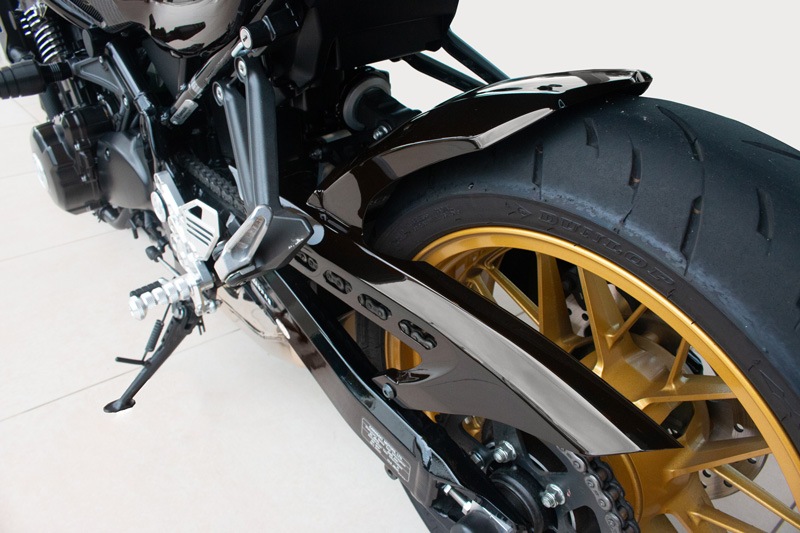 �����ǥ���������ɥ֥饦��FRP�ꥢ�ե������ Z900RS��50��ǯ��ǰ��ǥ륫�顼��