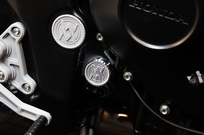 �ꥶ���֥��󥯥���åס�CB1000F���֥�å�