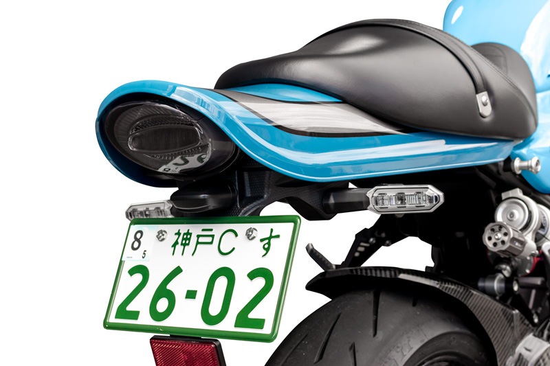 ȡ९饦ɥ֥롼󥰥ơ륫롡2019ǯZ900RS CAFE