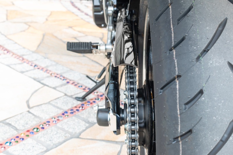 �᥿��å��ǥ����֥��֥�å�FRP�ꥢ�ե������ Z900RS