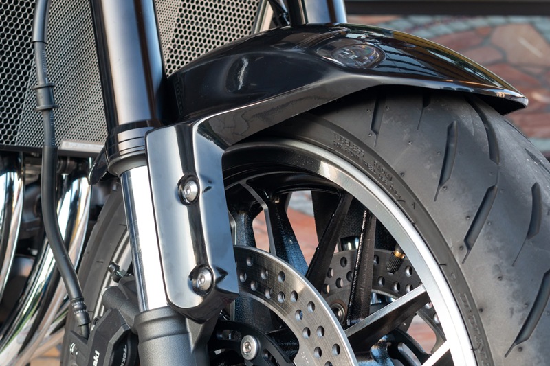 FRP�ե���ȥե������ ������ Z900RS