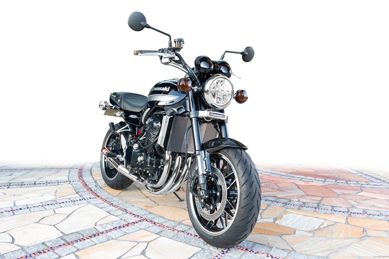 FRP�ե���ȥե������ ������ Z900RS