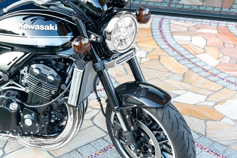 FRP�ե���ȥե������ ������ Z900RS