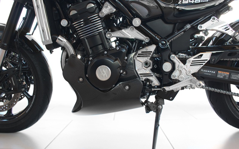 ܥ󡡥󥹥ݥ顼Z900RS/CAFE