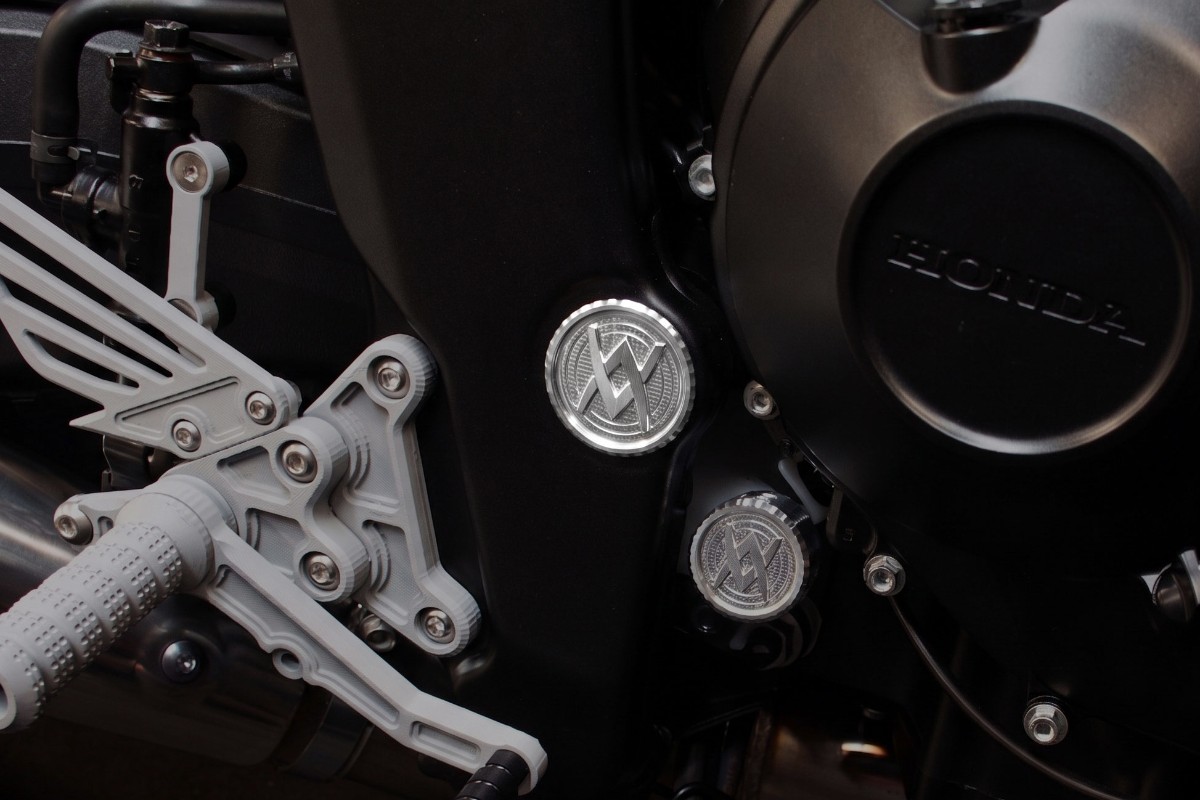 �����󥰥�����ԥܥåȡ�CB1000F���֥�å�