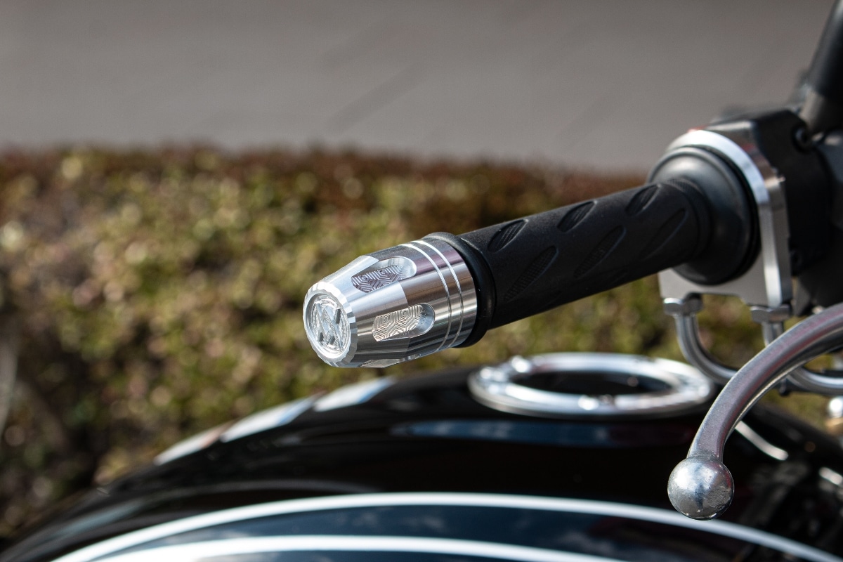 ARCHI�ϥ�ɥ����� �ϥ˥���С������ �֥�å� Z900RS