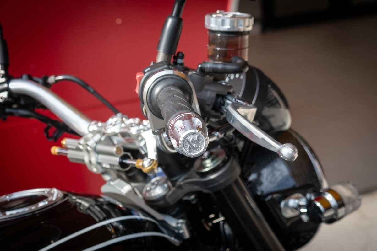 ARCHI�ϥ�ɥ����� �ϥ˥���С������ ������� Z900RS