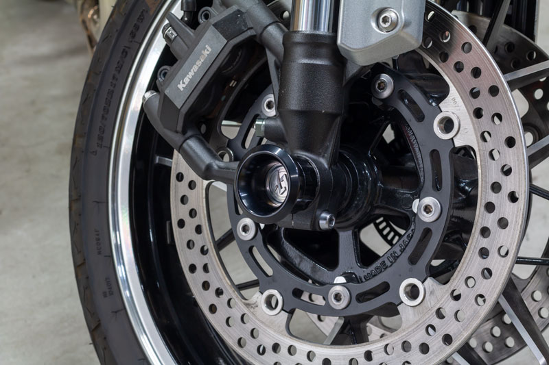 �ե���ȥ������륬���ɡ��֥�å��١���Z900RS/CAFE