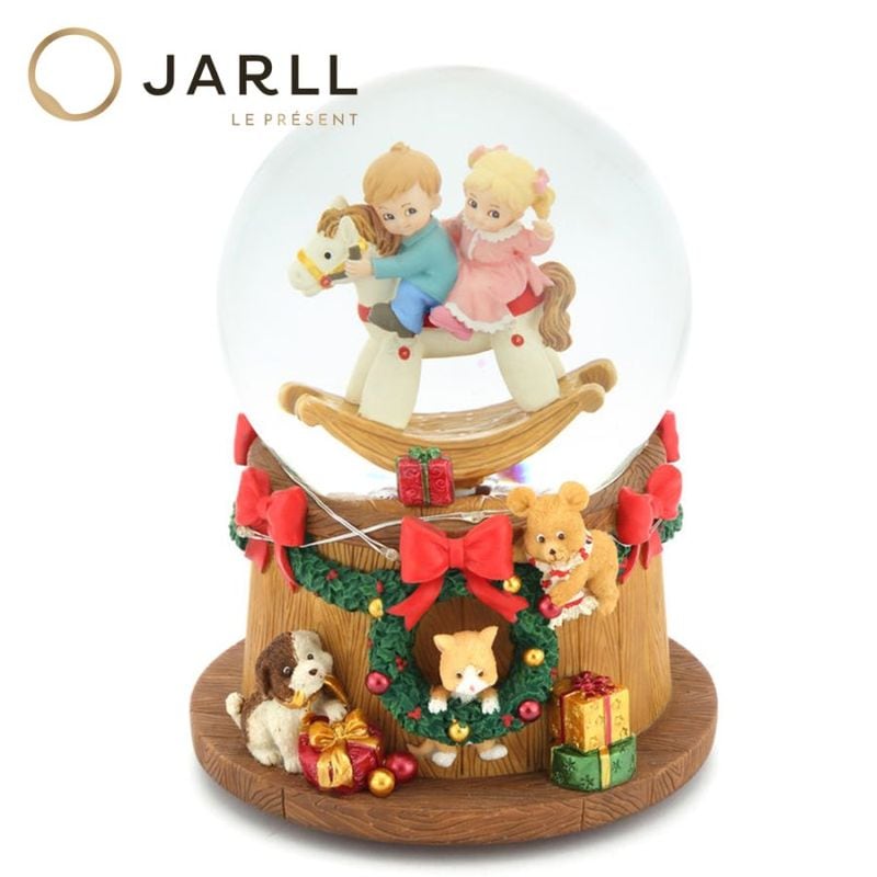 【JARLL】スノードーム クリスマス 子供たちと木馬 高級 オルゴール（ぜんまい式）ライト付き プレゼント 結婚祝い 誕生日 インテリア 置物 スノーグローブ CC2001