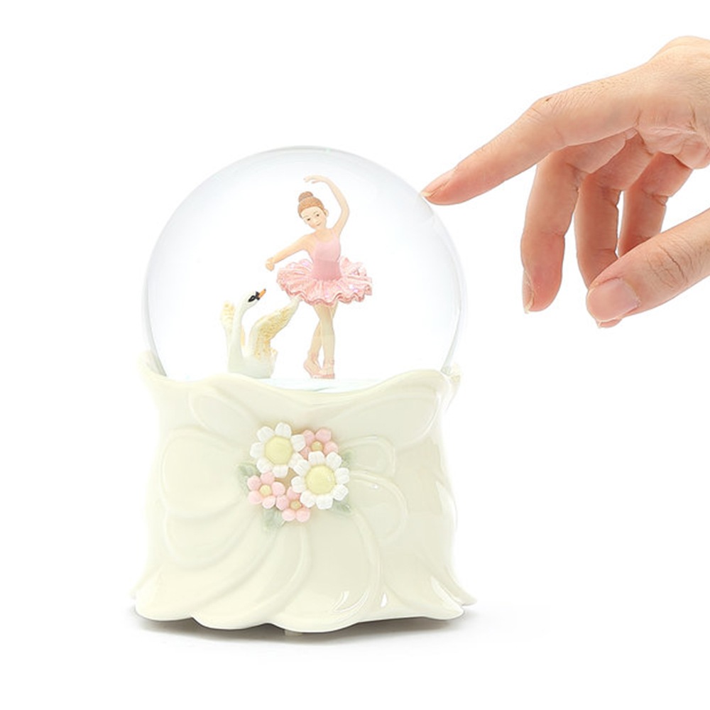 【JARLL】スノードーム バレエ ミュージカル 白鳥 高級 オルゴール（ぜんまい式）ライト付き プレゼント 結婚祝い 誕生日 インテリア 置物 スノーグローブ SB1901