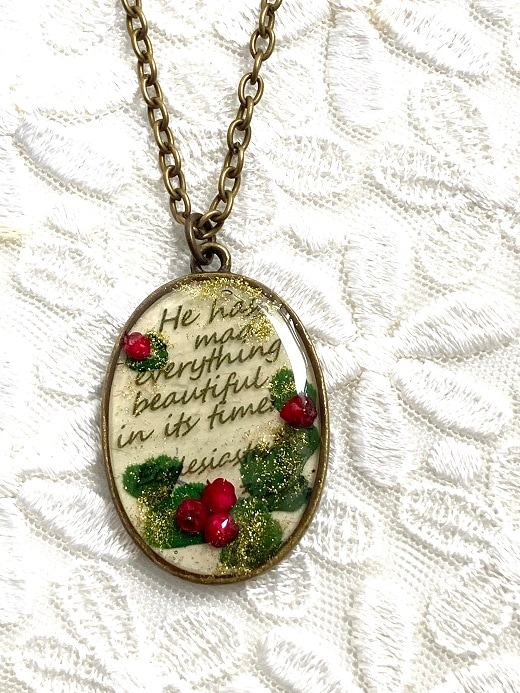 Kobato.別送商品】みことば入りレジン押し花ペンダント（中） オーバル