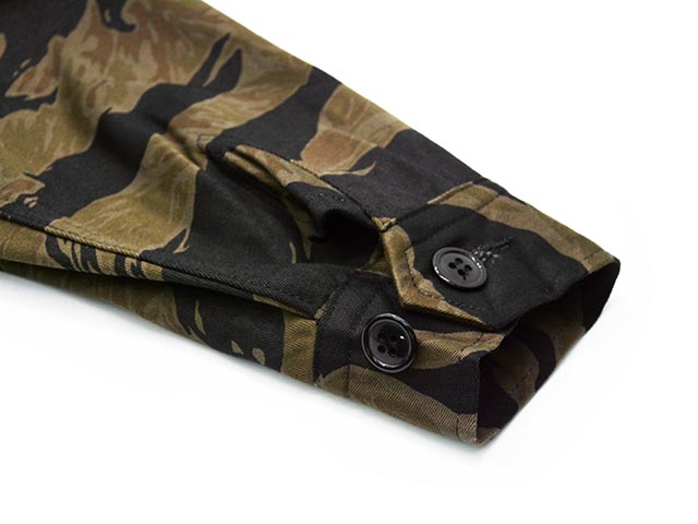 ��BUZZ RICKSON'S/�Х��ꥯ���󥺡ۡ�BLACK TIGER PATTERN JACKET OVER DYE/�֥�å����������ѥ����󥸥㥱�åȥ����С�������(BR15778)