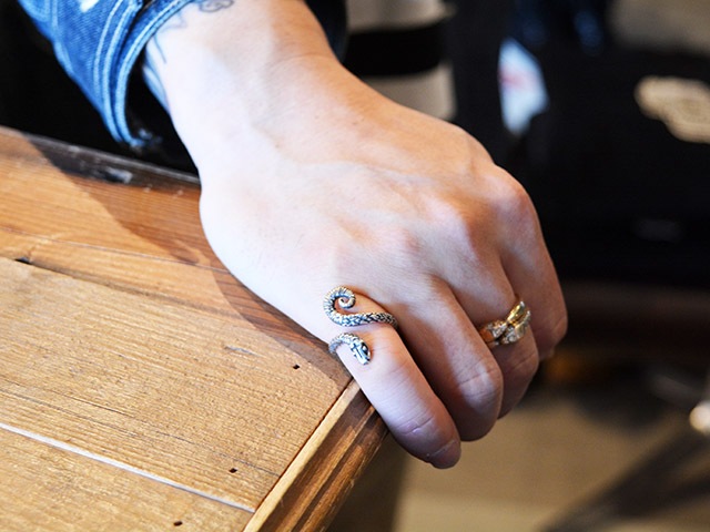 ��galcia/���륷���ۡ�SNAKE Ring/���͡�����󥰡�(R-16SN001S)