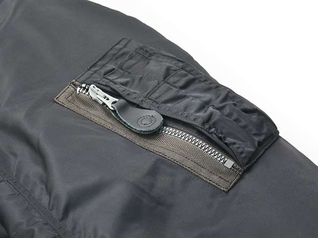 ��BUZZ RICKSON'S/�Х��ꥯ���󥺡ۡ�Type BLACK MA-1��ALBERT TURNER&CO.,INC. LONG MODEL��/�����ץ֥�å�MA-1�ɥ���С��ȥ����ʡ����󥰥�ǥ�ɡ�(BR15772)