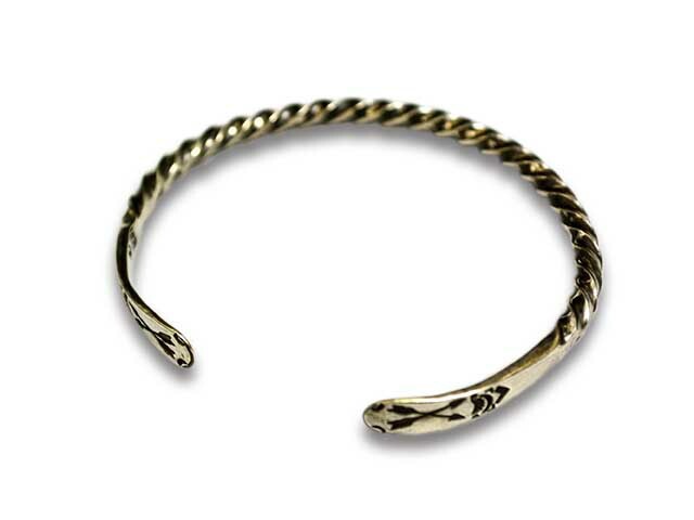 CHOOKE/チョーク】「Twist Crossarrow Arrow Bangle”Narrow
