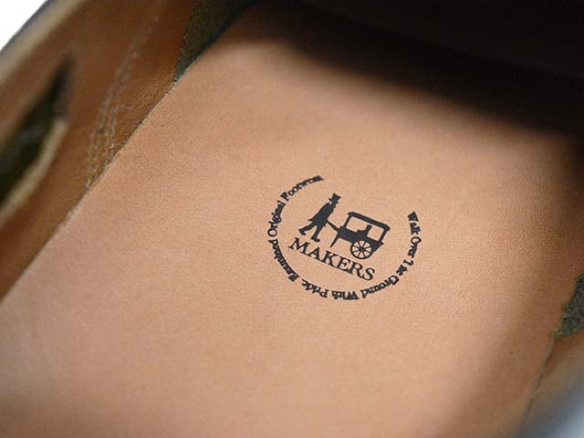 ��Makers/�ᥤ�������ۡ�Plain Shoes��Regina��/�ץ졼�󥷥塼���ɥ쥸���ʡɡ�(CALF)(���󥸥˥��֡���/����֡���/�ɥ쥹���塼��/���ᥫ��/�ϡ��졼/�ۥåȥ��å�/WOLF PACK/����եѥå�)