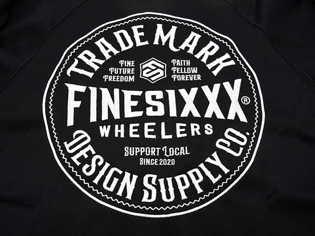 ��3����FINESIXXX/�ե����󥷥å�����2025AW��Trade Mark Embroidery Sweat/�ȥ졼�ɥޡ�������֥������꡼�������åȡ�(FS-2025AW-003)