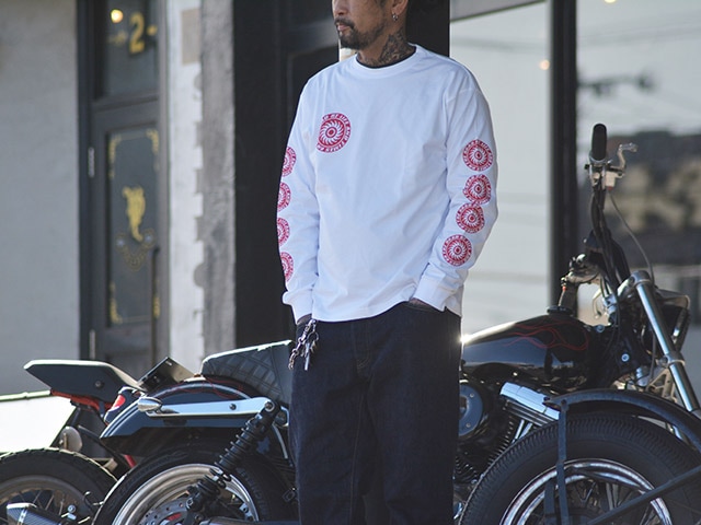 ボウリングウェア　ラディカル　サイズM　 レッド　竜巻　かっこいい　トップス ボウリングウェア ラディカル サイズM レッド 竜巻 かっこいい