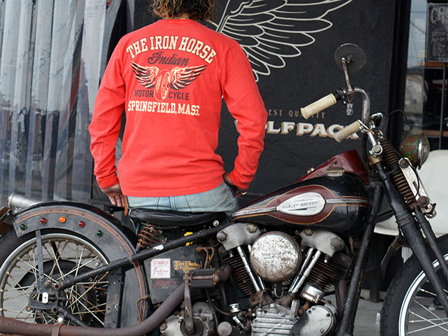 ��3����INDIAN MOTORCYCLE/����ǥ�����⡼�������������2026FW��L/S Tee��FLYING WHEEL��/���󥰥��꡼��Tee�ɥե饤�󥰥ۥ�����ɡ�(IM69792)