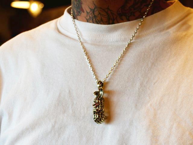 Peanuts&Co/ピーナッツカンパニー】「Stash Bunny Peanuts Key Holder