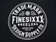 (30% OFF)��3����FINESIXXX/�ե����󥷥å�����2025SS��Trademark Emblem S/S Tee/�ȥ졼�ɥޡ�������֥�ॷ�硼�ȥ��꡼��Tee��(FS-2025SS-002)