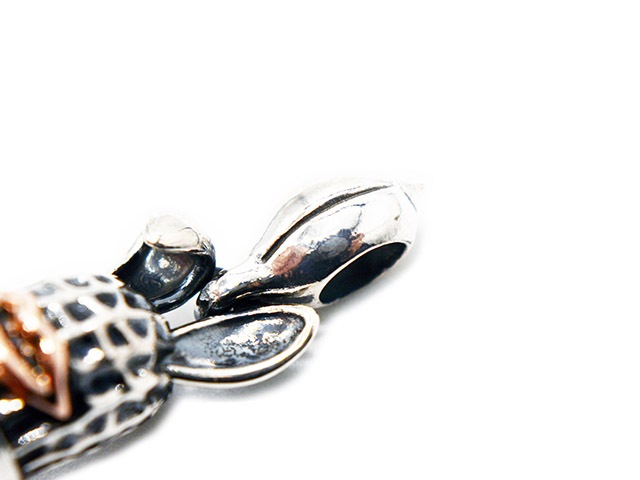 Peanuts&Co/ピーナッツカンパニー】「Medium Bunny Peanuts Pendant
