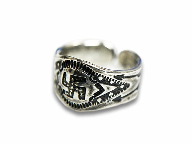 ��CHOOKE/���硼���ۡ�Swastika Bar Ring/���凉�ƥ����С���󥰡�(C-31B)