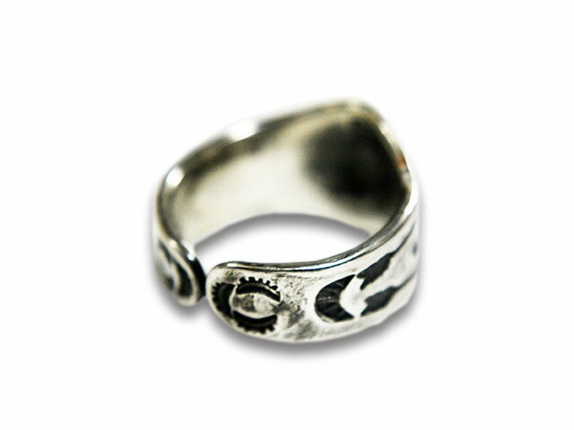 ��CHOOKE/���硼���ۡ�Swastika Bar Ring/���凉�ƥ����С���󥰡�(C-31B)