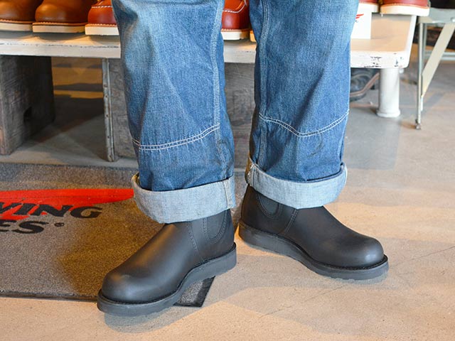 ��RED WING/��åɥ����󥰡ۡ�Side Gore Boots��Classic Chelsea��/�����ɥ����֡��ġɥ��饷�å������륷���ɡ�(3194/Black Harness)
