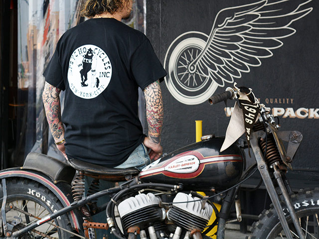 ��PSYCHO CYCLES/�������������륹�ۡ�Printed Crew Neck Tee��Left Chest Axeman��/�ץ��ƥåɥ��롼�ͥå�Tee�ɥ�եȥ������ȥ��å����ޥ�ɡ�