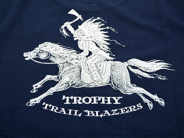 ��4����TROPHY CLOTHING/�ȥ��ե������������󥰡�2026SS��Trail Blazers Open End S/S Tee/�ȥ쥤��֥쥤�����������ץ󥨥�ɥ��硼�ȥ��꡼��Tee��(TR26SS-213)