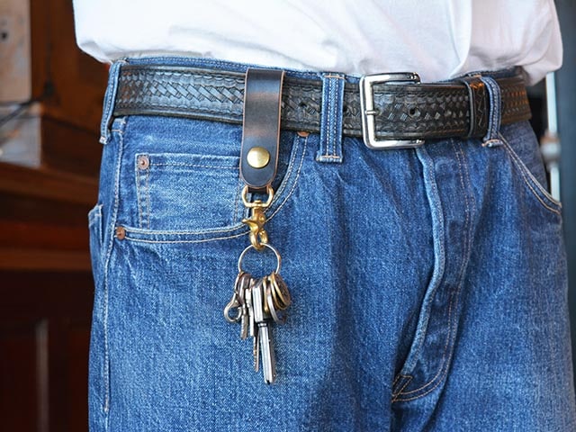 K'S LEATHER スタッズ付きレザー チャップス Webike | KADOYA カドヤ BARREL RACING [K'S LEATHER] 革
