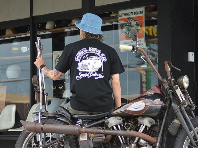 (30% OFF)��2����HWZN BROSS/�ϥ�����֥�����2024SS��Special Delivery S/S Tee/���ڥ����ǥ�Х꡼���硼�ȥ��꡼��Tee��