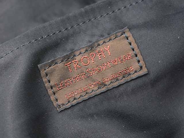 ��2����TROPHY CLOTHING/�ȥ��ե������������󥰡�2025AW��Day Trip Rough Out Bag/�ǥ��ȥ�åץ�ե����ȥХå���(TR-B30)