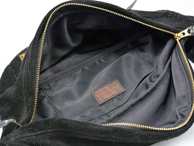 ��2����TROPHY CLOTHING/�ȥ��ե������������󥰡�2025AW��Day Trip Rough Out Bag/�ǥ��ȥ�åץ�ե����ȥХå���(TR-B30)