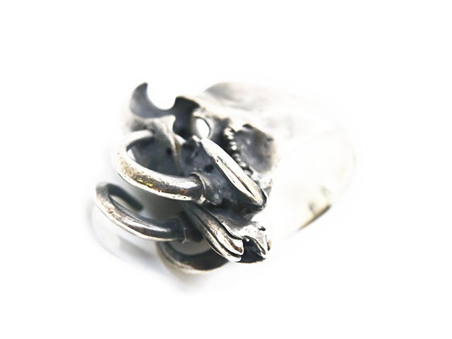 MAD CULT/マッドカルト】「Babirusa Skull Head Ring/バビルサスカル 