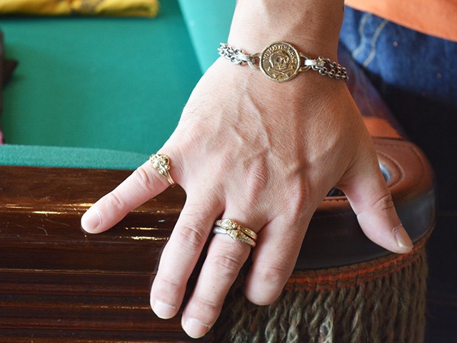 ��H��S/�������ե��������ۡ�SKULL&CROSS BONE RING/������&�������ܡ����󥰡�(26HS-R-SCB01-K10YG)